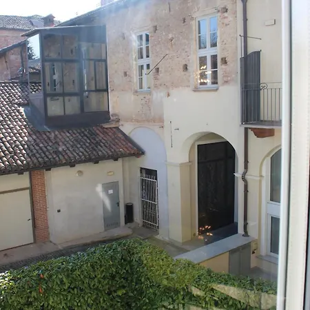 Apartment Burotti -