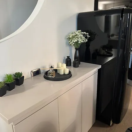 Apartment Burotti - *